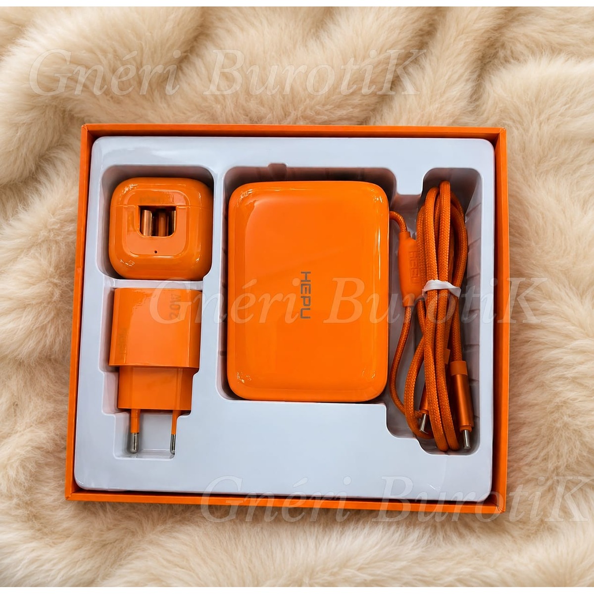 Kit HEPU 4-en-1 Orange — Powerbank 20000mAh + Chargeur 20W + Câble 60W + Écouteurs Sans Fil